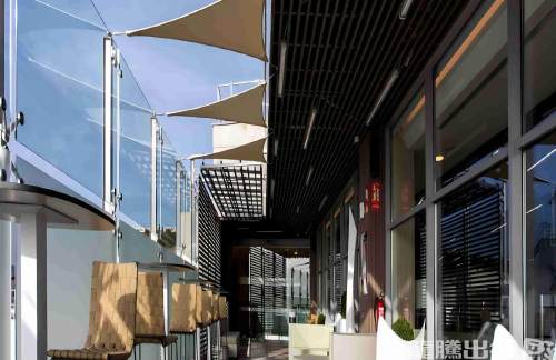 MADNew VIP Lounge 