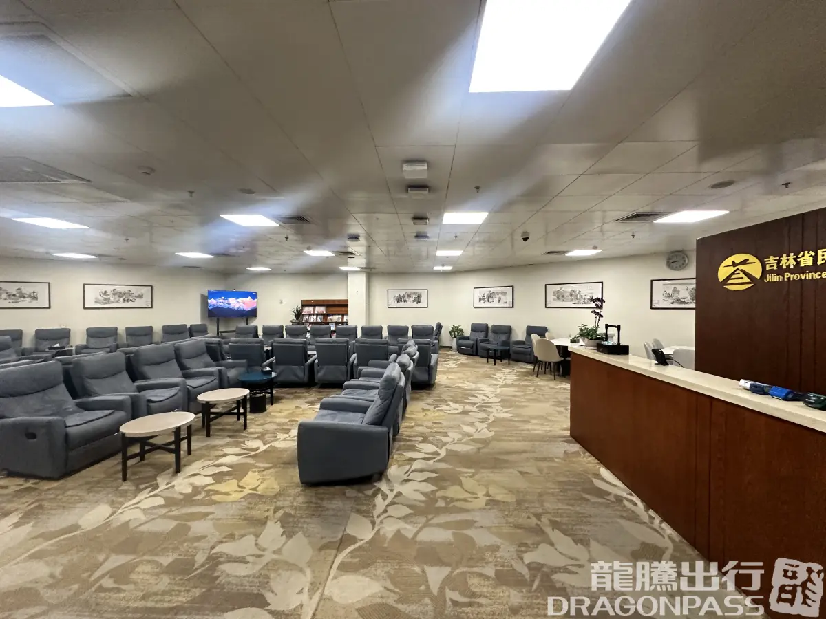 First Class Lounge – photos 6