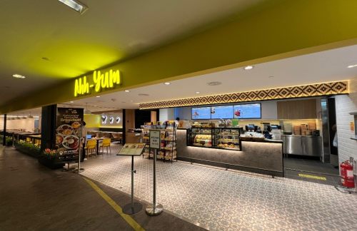 吉隆坡国际机场Ahh-Yum by Kampong Kravers