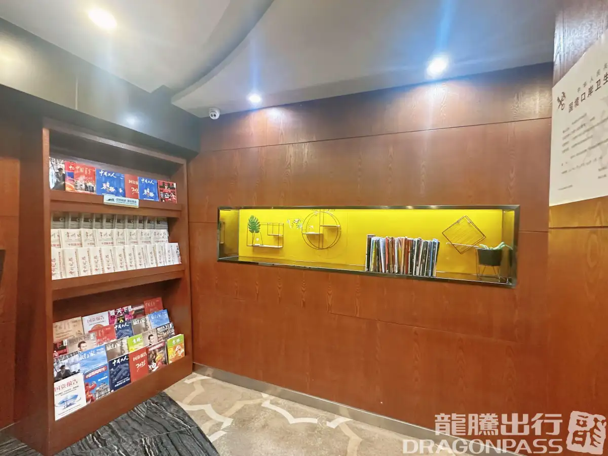 First Class Lounge – photos 10