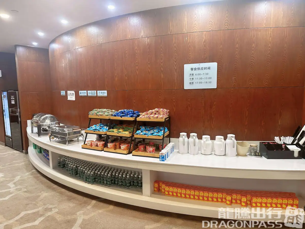 First Class Lounge – photos 11