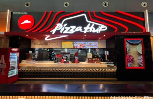 吉隆坡国际机场Pizza Hut 
