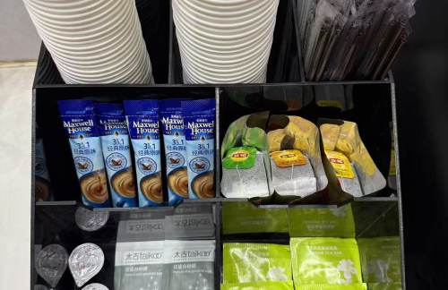 syz1龙腾商务候车区