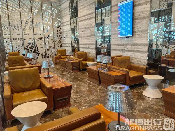 Adani East Lounge – photos 2