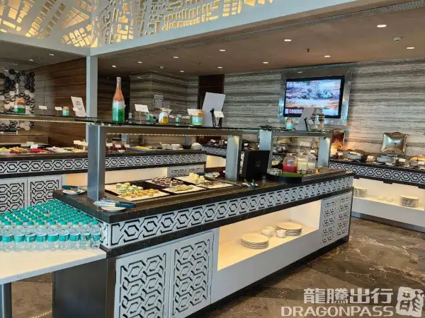 Adani East Lounge – photos 3