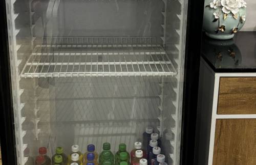 air-431271商务座候车区