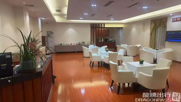 First Class Lounge 02 – photos 2