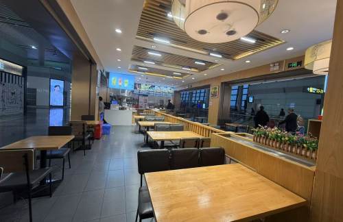 长沙黄花国际机场湘味蒸菜粉面·满宝馄饨