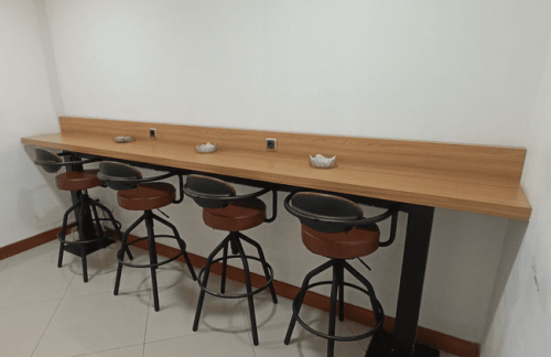 AMQConcordia Lounge(Domestic)