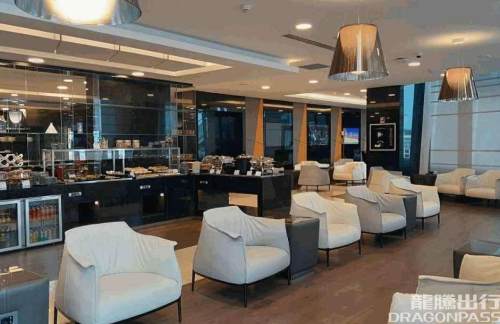 MXPGae Aulenti Premium Lounge (Additional Charges Apply)