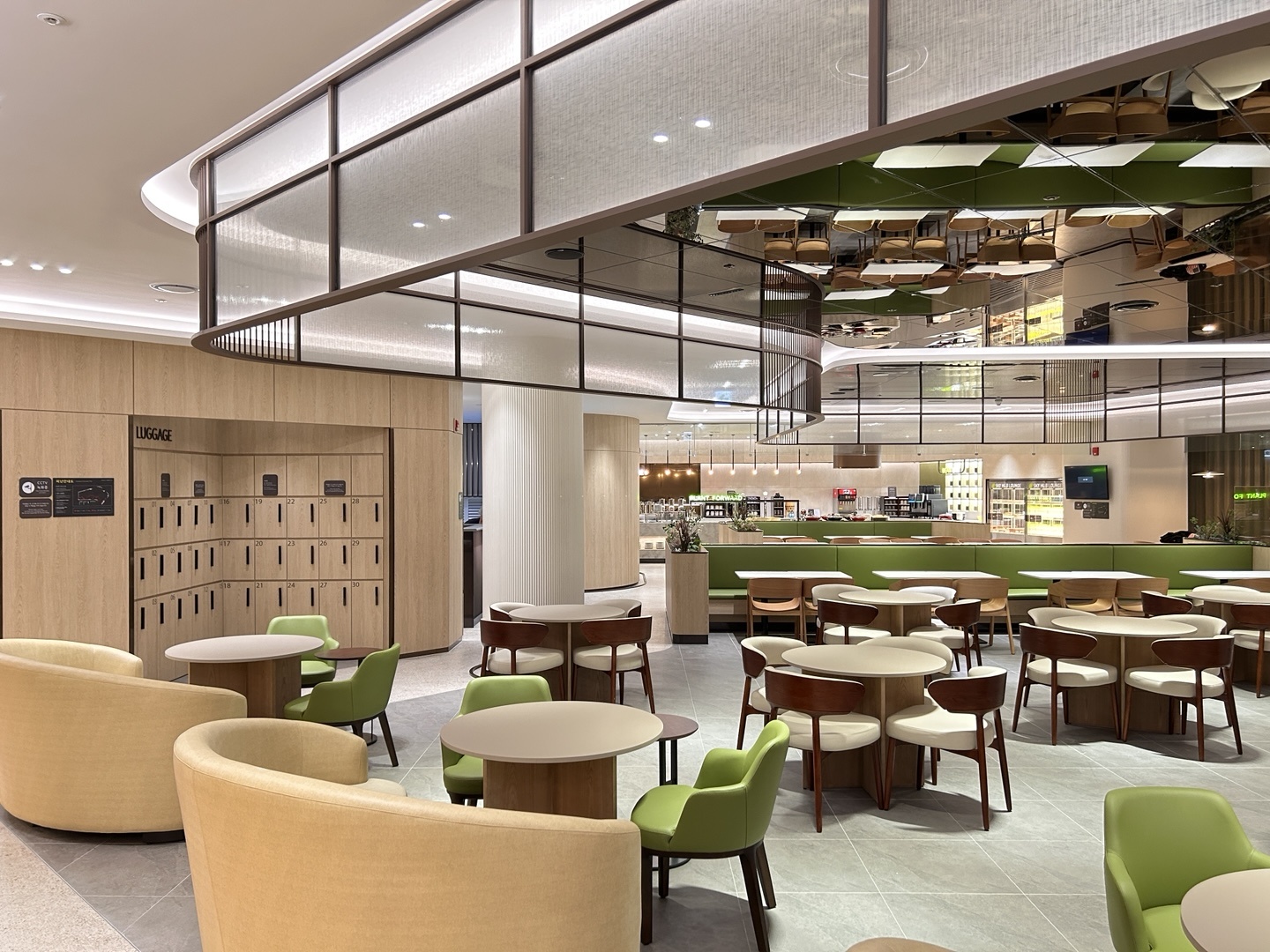 Sky Hub Lounge West