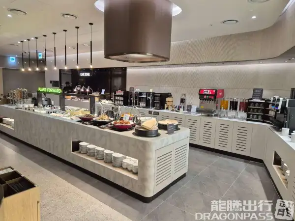 Sky Hub Lounge West – photos 2