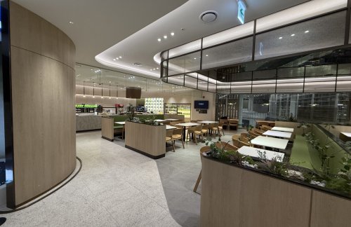 ICNSky Hub Lounge West