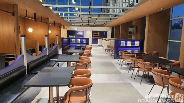 N Sky Hub Lounge – photos 3