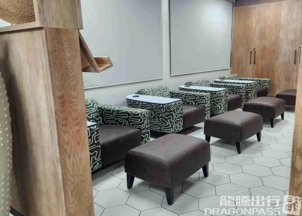 Nthula Lounge – photos 6