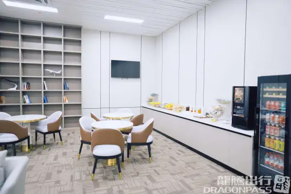 First Class Lounge (Domestic) – photos 5