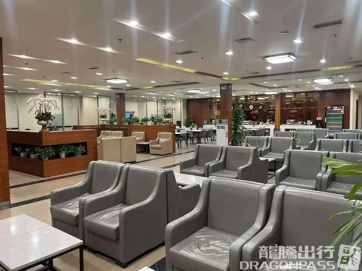 First Class Lounge – photos 4
