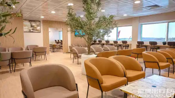 The Lounge - 1