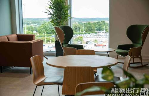 LBAThe Avro Lounge