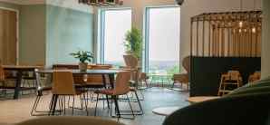 利兹布拉德福德国际机场The Avro Lounge