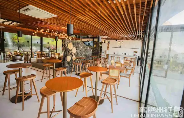 BRT Lounge – photos 3