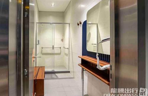 ISTiGA Shower