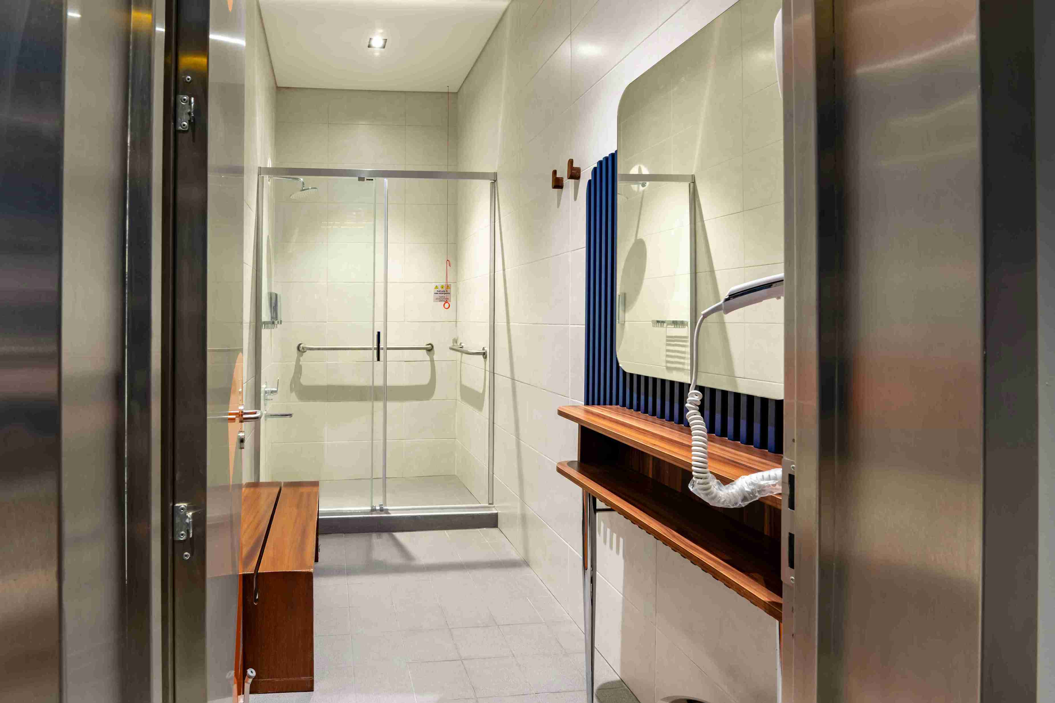 iGA Shower