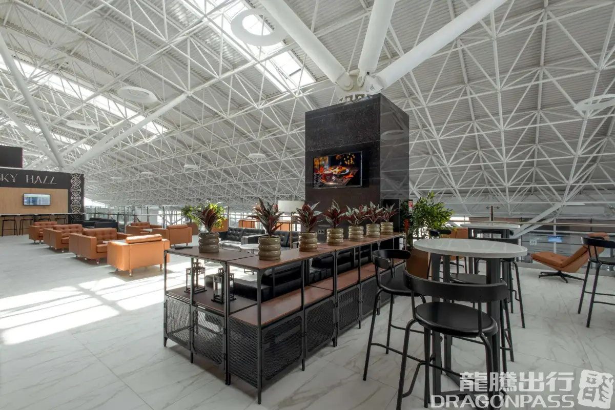 Sky Hall Lounge – photos 8