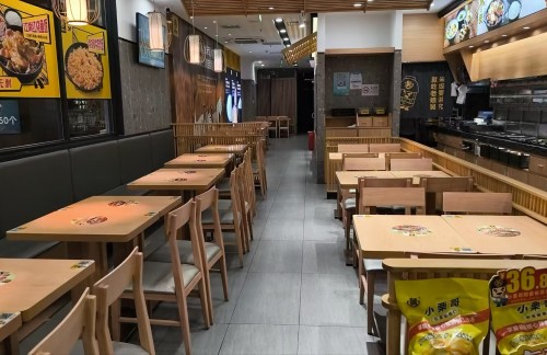 杭州东站老娘舅(到达层东广场)