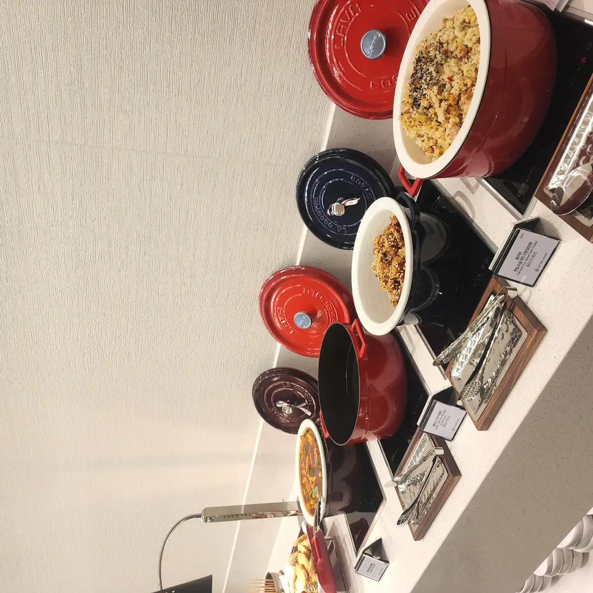 Sky Hub Lounge (Intl - Concourse A) – photos 3