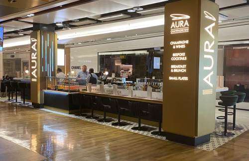 伦敦希思罗机场Aura Champagne Bar