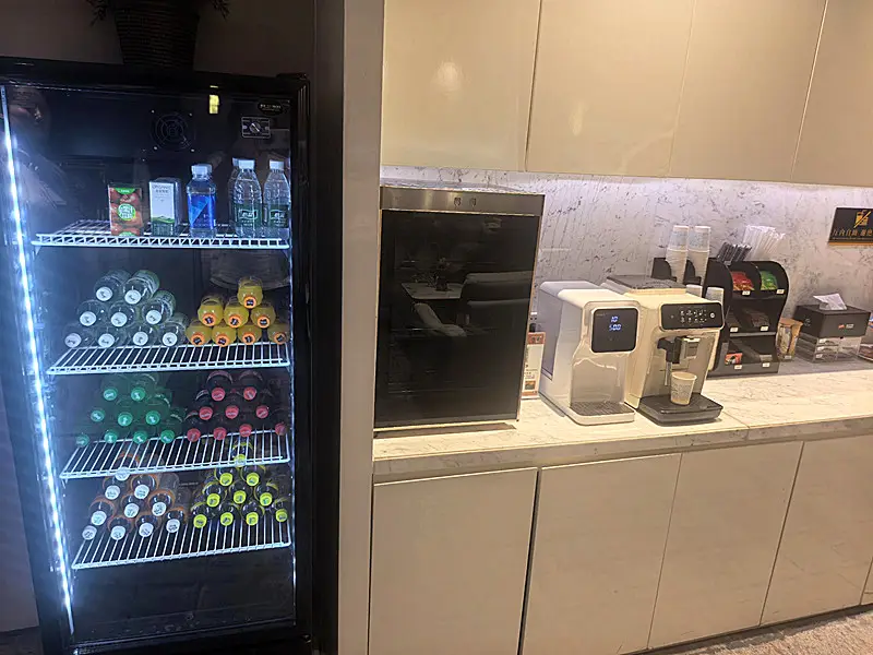First Class Lounge 2 – photos 3