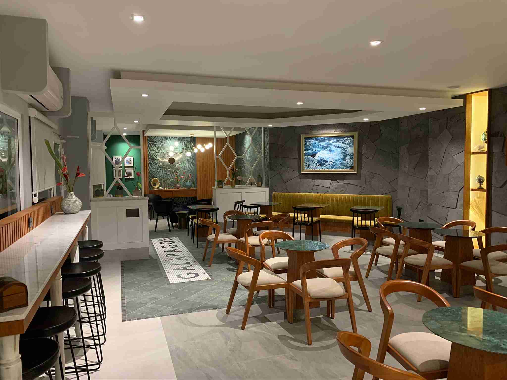 Magma Lounge at SCY