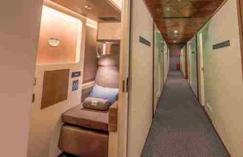 DOHSleep 'n Fly Sleep Lounge