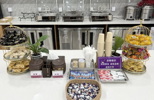 SHE头等舱休息室3 (T3国内)