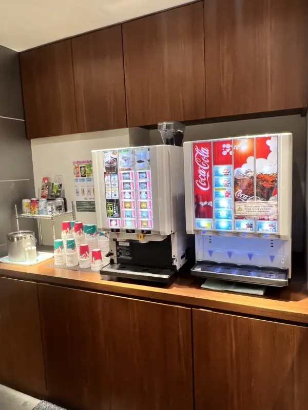 Cardmembers lounge　Kongo – photos 5