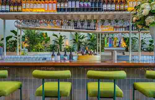 YYCAspire Lounge Transborder