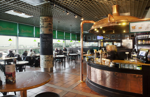 布拉格-瓦茨拉夫·哈维尔国际机场Pilsner Urquell Original Restaurant