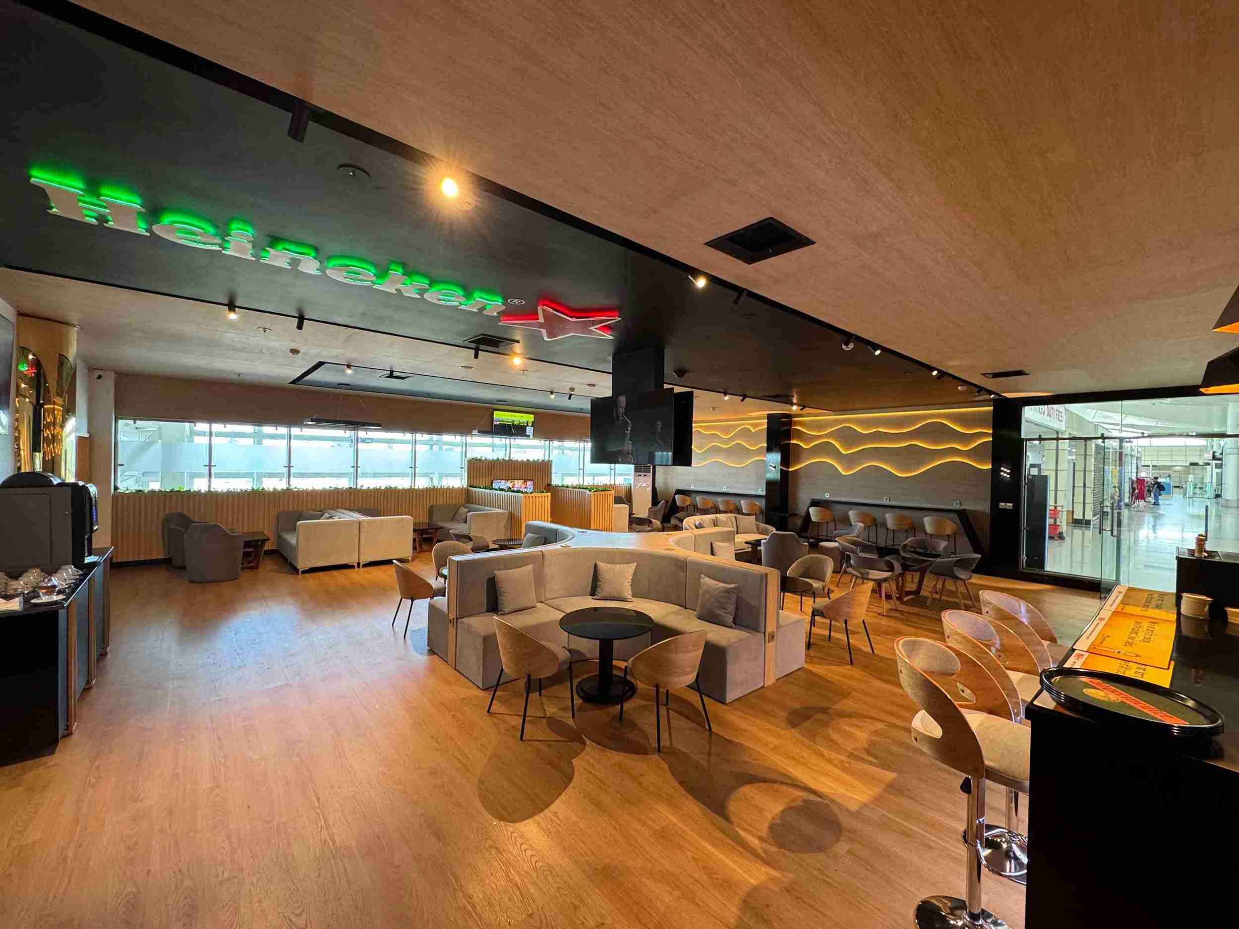 Bomgarfo Lounge