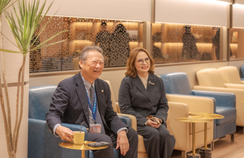 NGOThe Coral Finest Business Class Lounge A