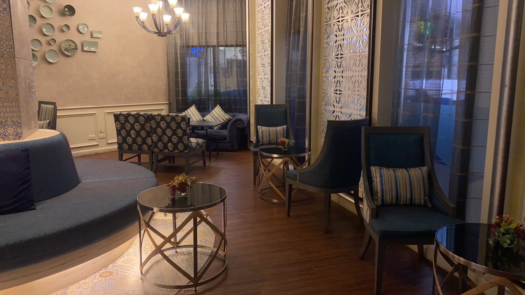 Bangkok Airways Boutique Lounge atmosphere, image 7