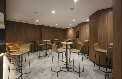 MELPlaza Premium Lounge