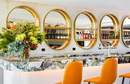 ADLPlaza Premium Lounge Departures