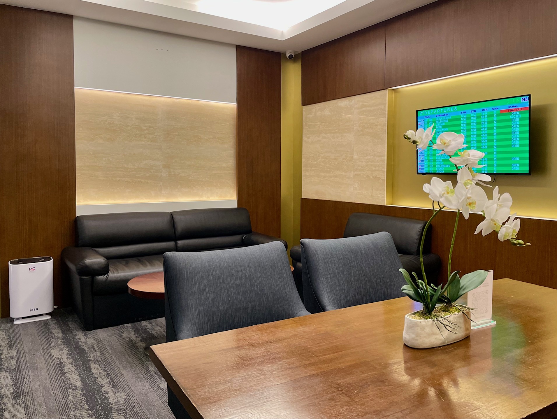 PAGSS Lounge (Gate 2) atmosphere, image 18