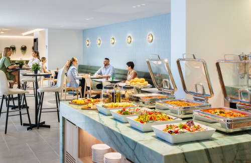 ADLPlaza Premium Lounge Departures