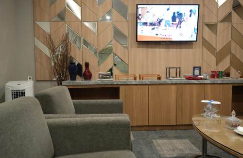 air-6881400Concordia Lounge(Domestic)