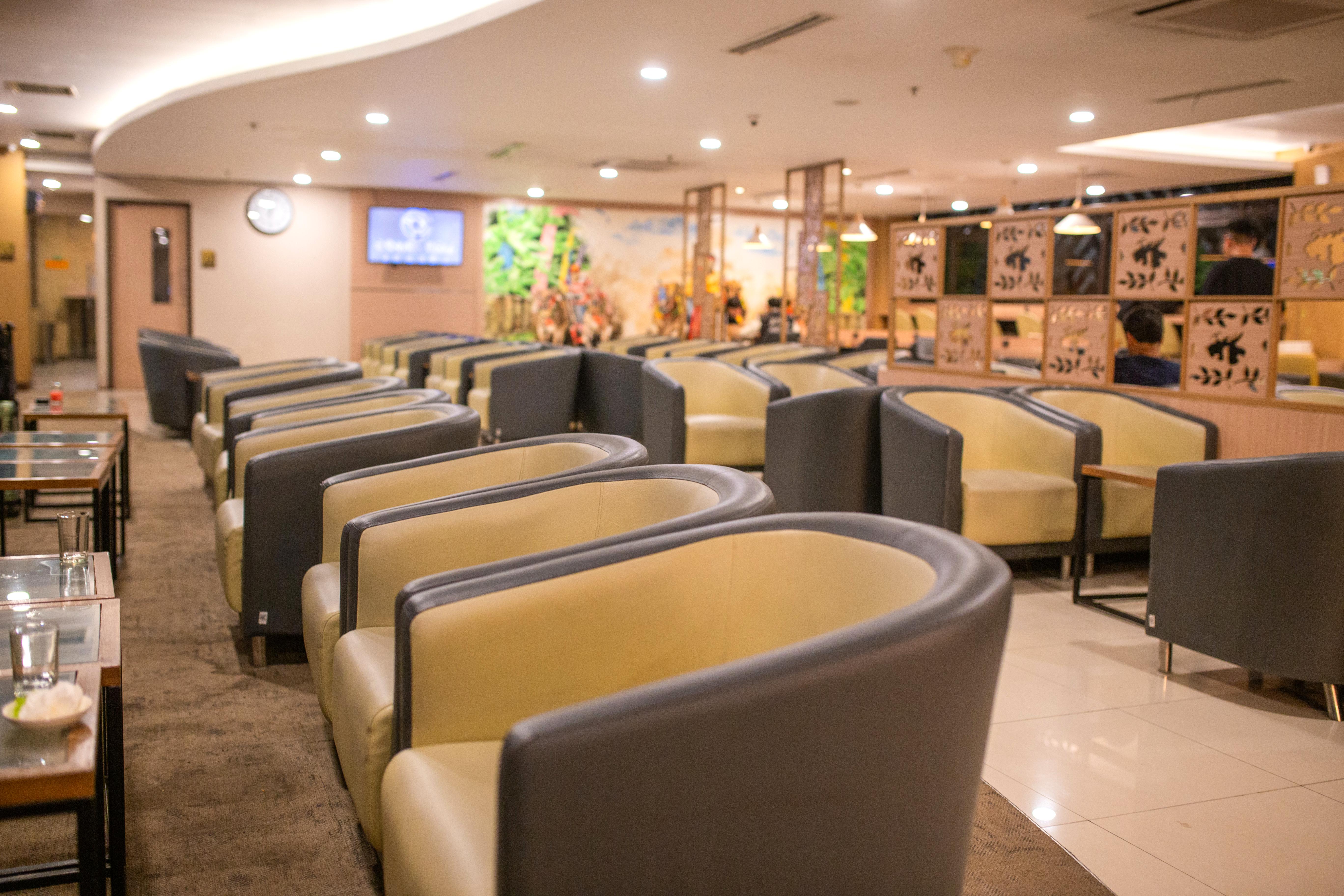 Concordia Lounge atmosphere, image 16