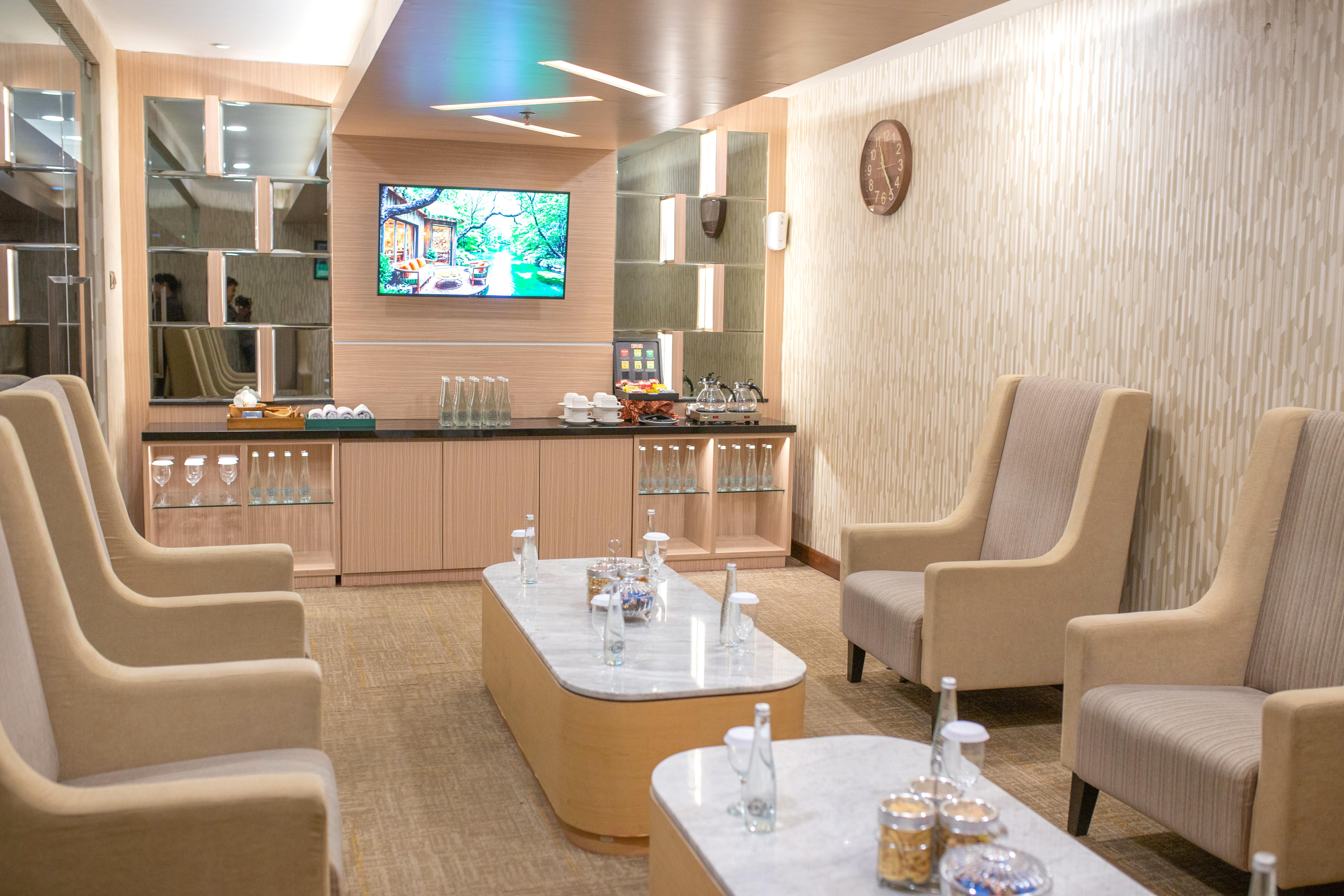 Concordia Lounge atmosphere, image 33