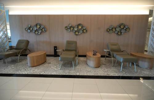 air-6881400Concordia Lounge(Domestic)