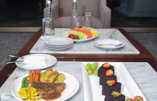 CGKSaphire Lounge(International)